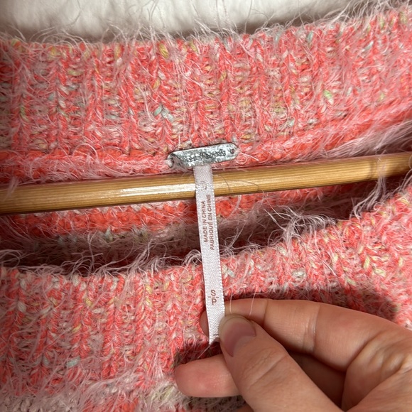 Free People  Phoebe Strawberry Cream plush eyelash pullover sweater size S - Picture 10 of 12